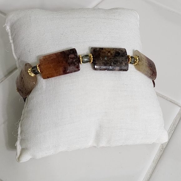 18x13MM Lodolite Quartz Stretch Beaded Bracelet - Picture 4 of 6